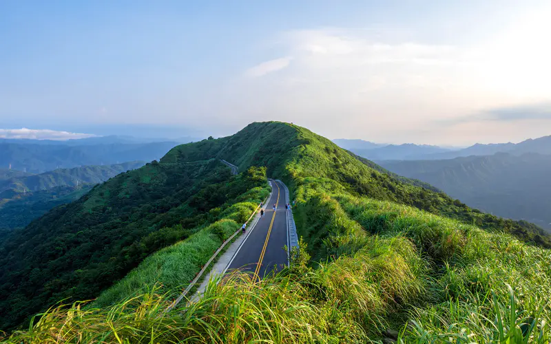 中国台湾 高山 高速公路 旅行 风景 5K桌面壁纸5120×3200