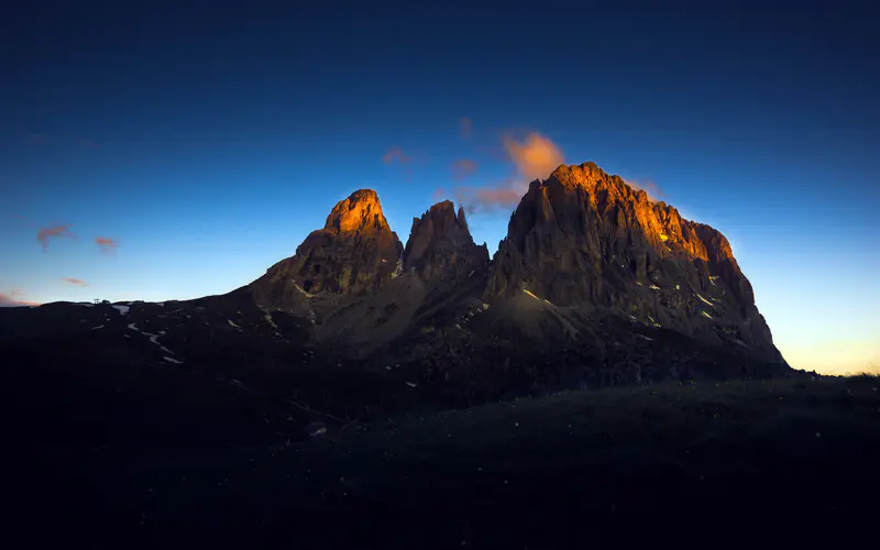 高原 山顶 日出 阳光 清晨 5K桌面壁纸5120×3200