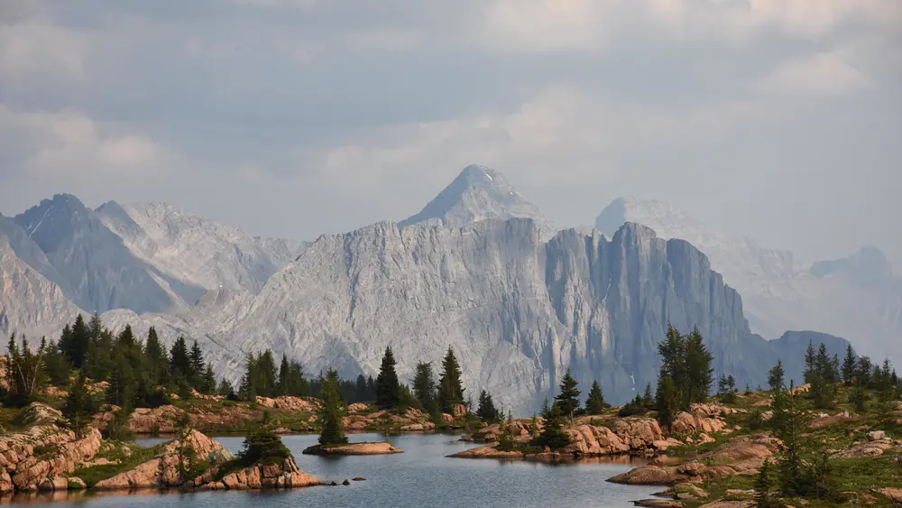 自然 风景 山脉 河流 4K壁纸