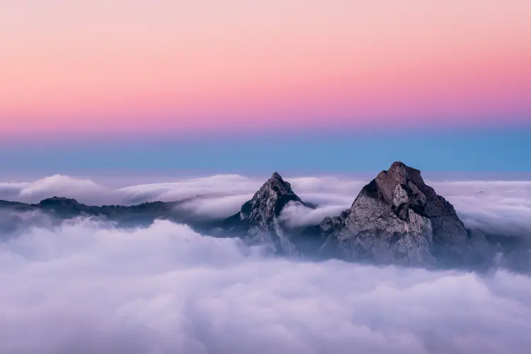 紫色天空 自然 山脉 云 风景 4K壁纸