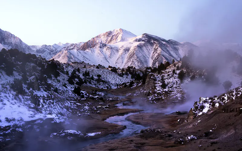 雪山 河 雾 2021 冬天 风景 5K桌面壁纸5120×3200 照片