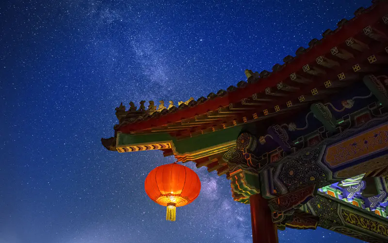 紫禁城 建筑物 红色灯笼 星空 5K桌面壁纸5120×3200