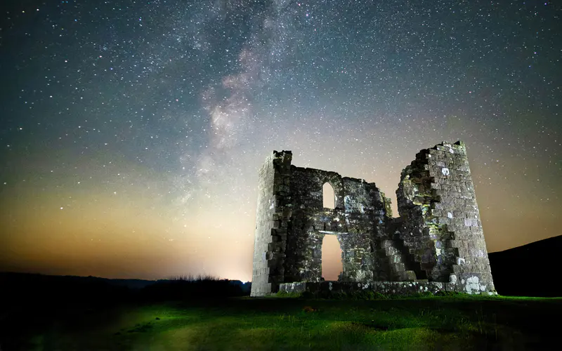 星空 斯凯尔顿塔 北约克沼泽 Bing 5K桌面壁纸5120×3200