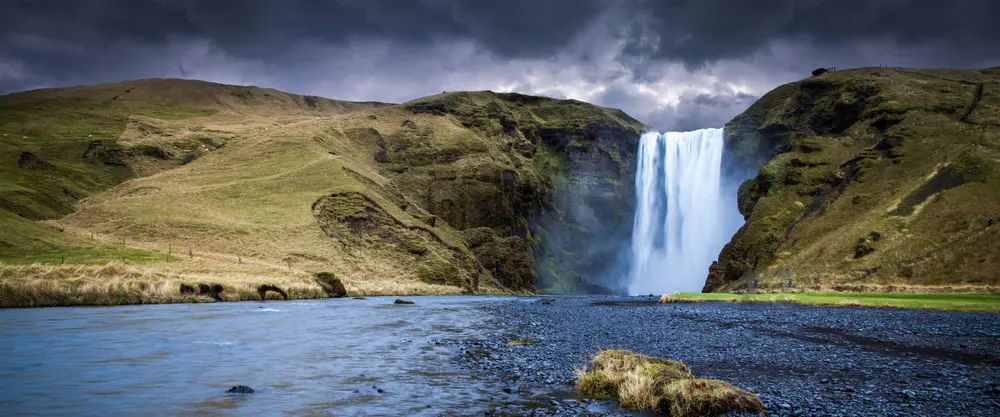 壮丽瀑布风景_3840x1600带鱼屏_高清电脑桌面壁纸