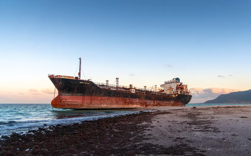 搁浅沉船,海岸,索科特拉岛,2022,风景,5K桌面壁纸5120×3200,照片