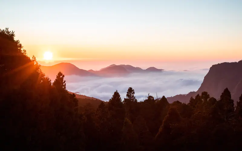 云海 日出 阿里山乡 台湾 5K桌面壁纸5120×3200