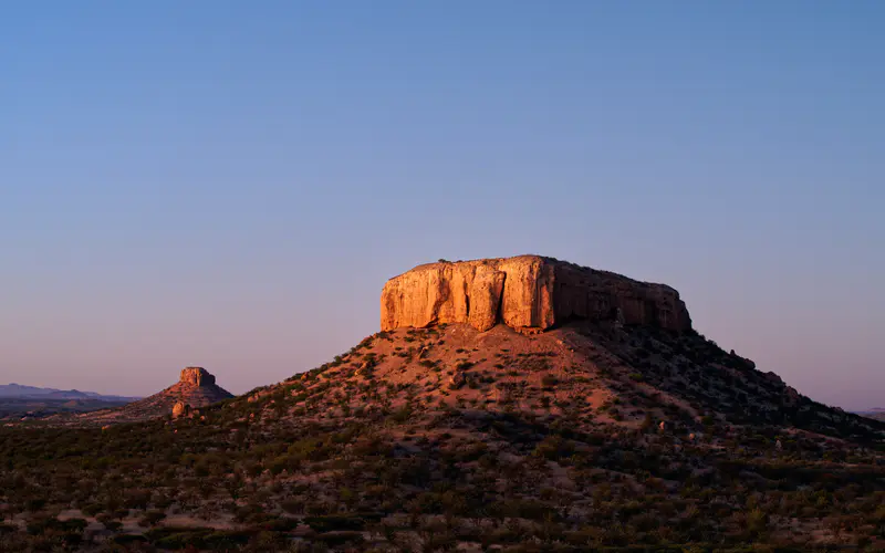 高原 日落 Vingerklip Lodge Outjo Namibia 5K桌面壁纸5120×3200