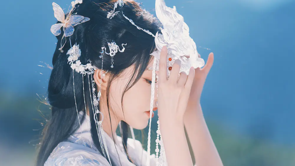 古风少女 唯美 仙气 蝴蝶 汉服 壁纸