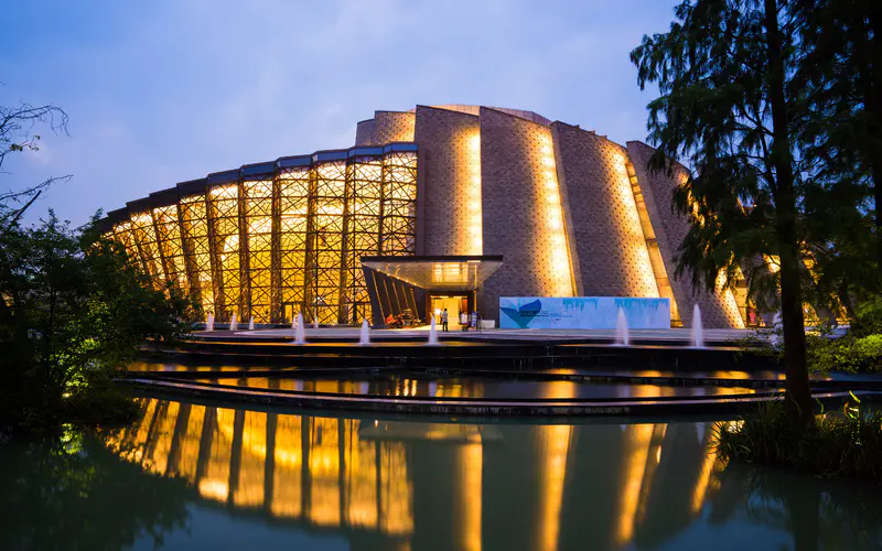 夜景 建筑 乌镇大剧院 中国 5K桌面壁纸5120×3200