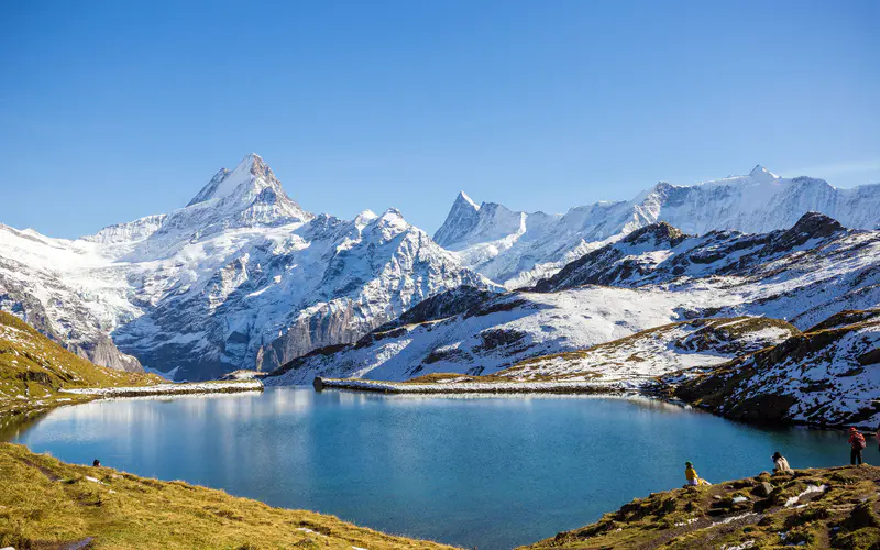 雪山 湖 旅行 格林德瓦尔德 瑞士 5K桌面壁纸5120×3200