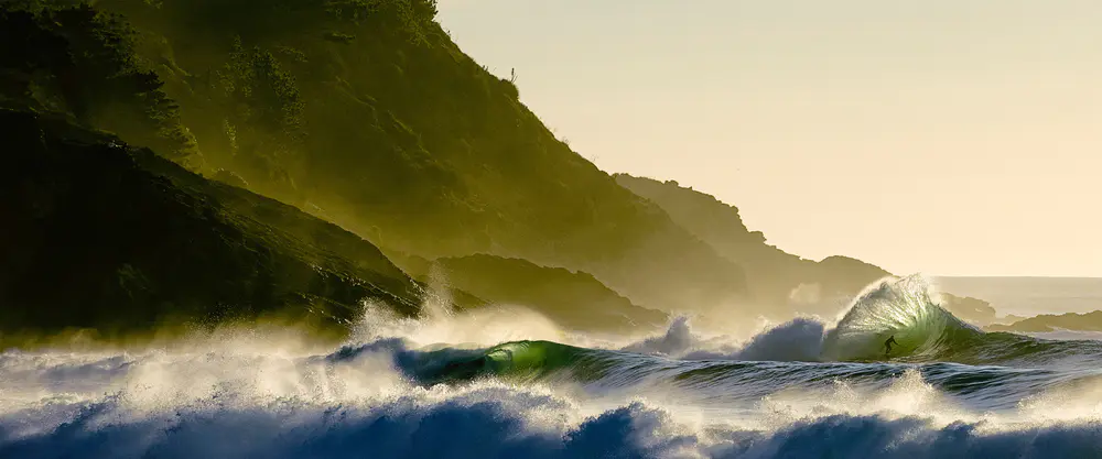 海边冲浪者日落美景_3840x1600带鱼屏_高清电脑桌面壁纸