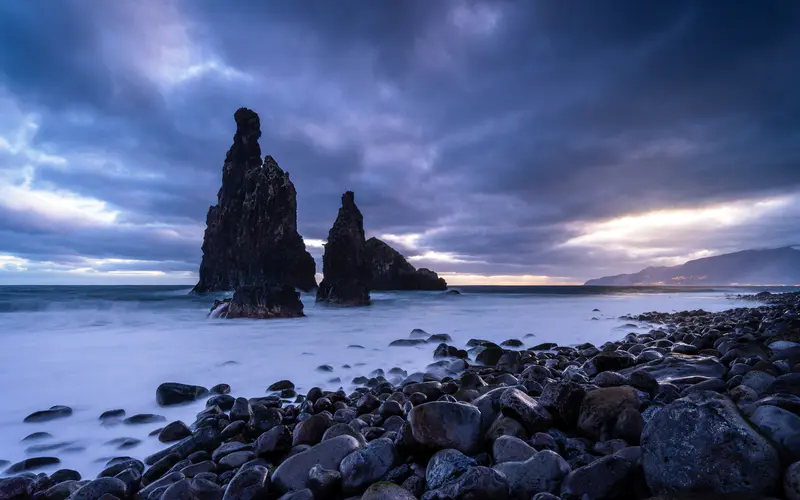 海岸 礁石 岩石 黄昏 马德拉岛 葡萄牙 5K桌面壁纸5120×3200