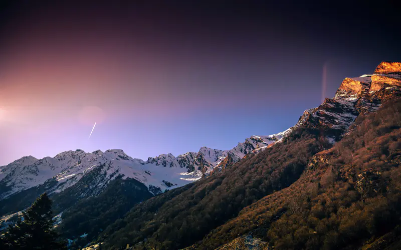 阿尔卑斯山 雪覆盖 2022年 秋天 日出 5K桌面壁纸5120×3200 照片