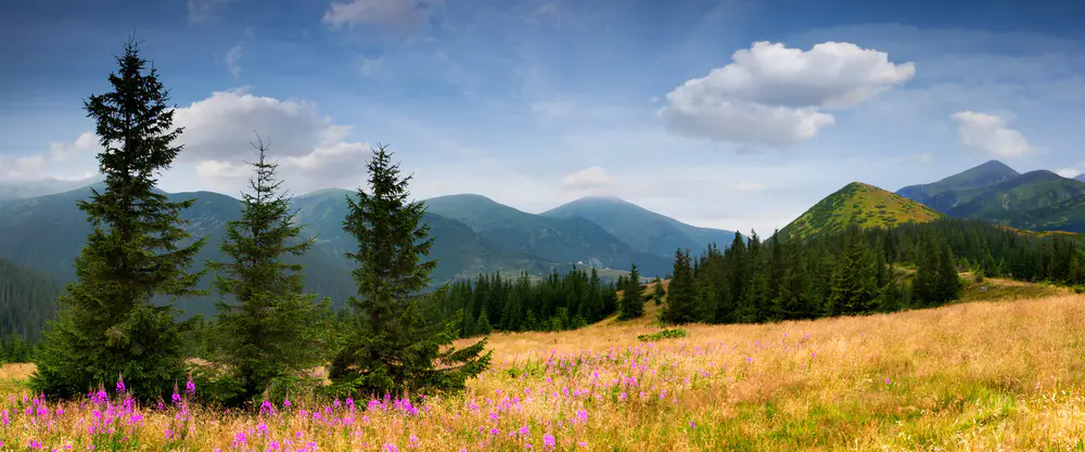 自然山岭风光_3840x1600带鱼屏_高清电脑桌面壁纸