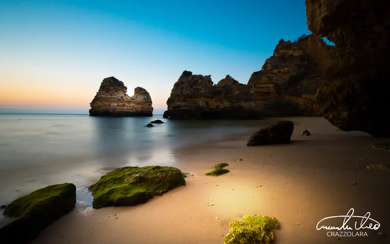 黄昏 海岸 宁静 海洋 岩石 海滩 5K桌面壁纸5120×3200