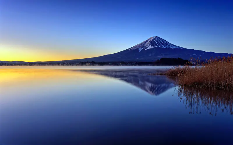 安静的湖 富士山 日出 日本 黎明 5K桌面壁纸5120×3200