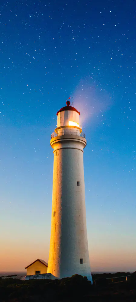 星空灯塔守护夜