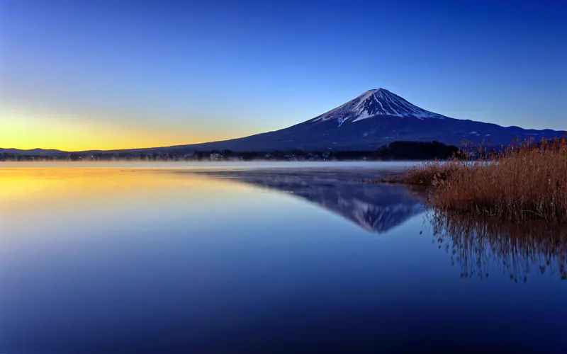 早晨 湖泊 雾 旅行 日本富士山 5K桌面壁纸5120×3200